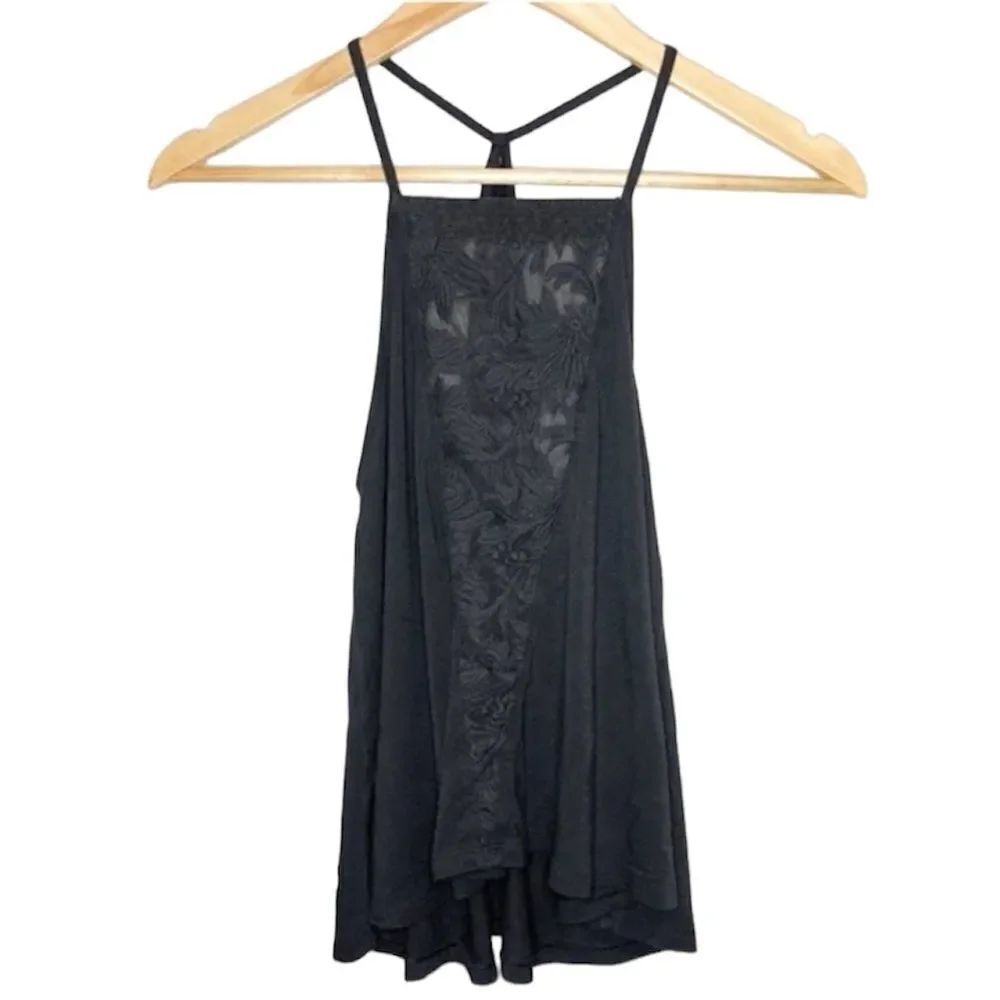 ✨ American Eagle Soft & Sexy Mesh Floral high neck halter Tank✨